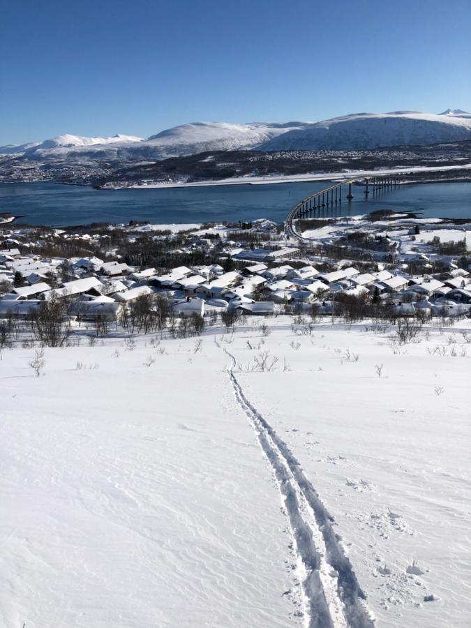 Appartamento Moderne Og Trivelig Leilighet, Med Unik Utsikt Tromsø Esterno foto