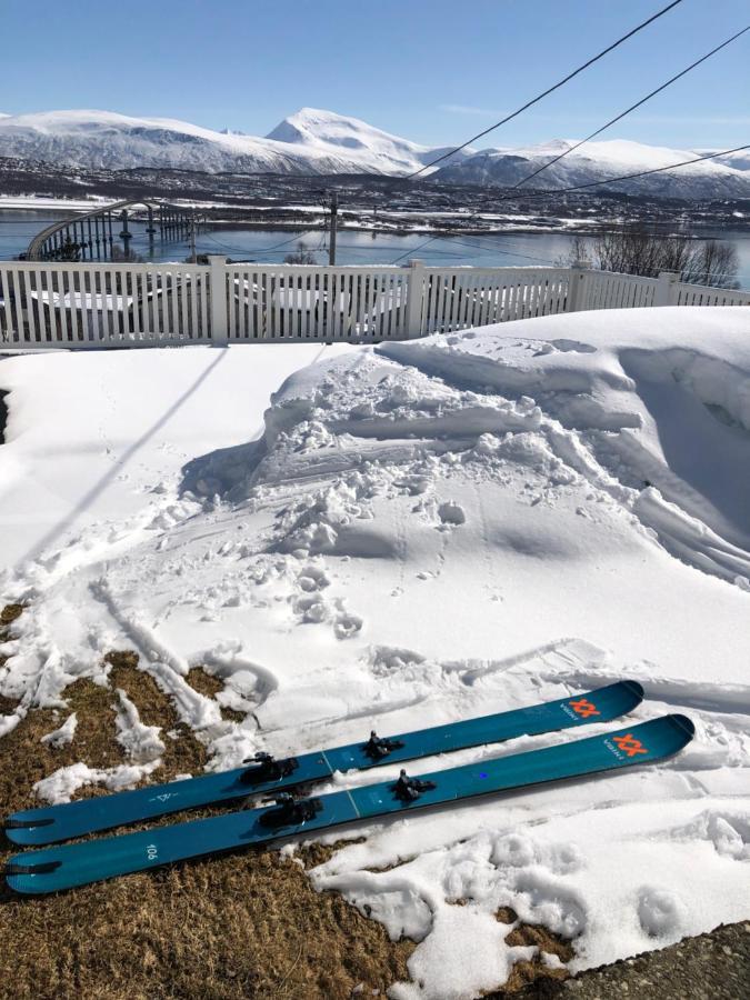 Appartamento Moderne Og Trivelig Leilighet, Med Unik Utsikt Tromsø Esterno foto